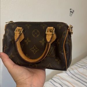 Louis Vuitton Mini HL